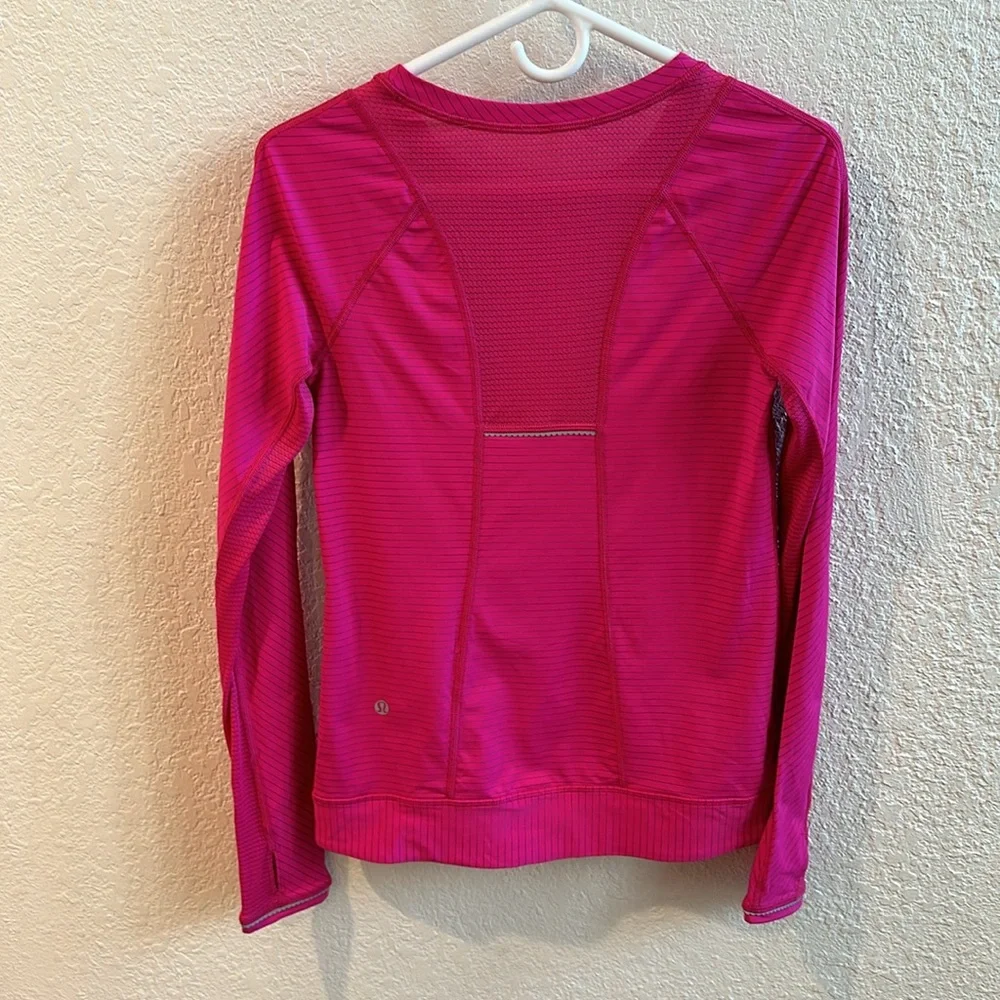 Lululemon Run For Gold LS - Picture 8 of 10